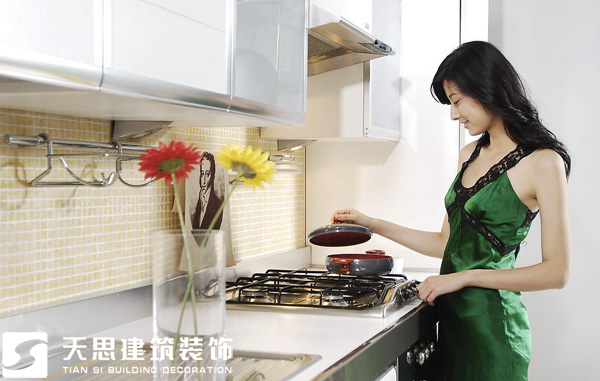 <a href=http://m.wgychina.com/anli/ target=_blank class=infotextkey>合肥工裝</a>公司