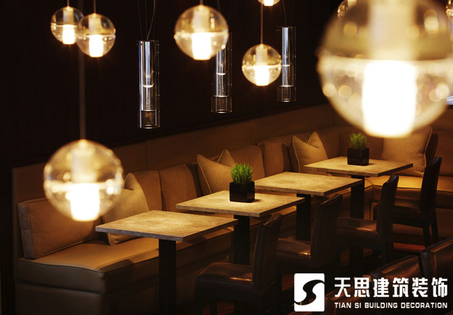 <a href=http://m.wgychina.com/anli/ target=_blank class=infotextkey>合肥工裝</a>公司